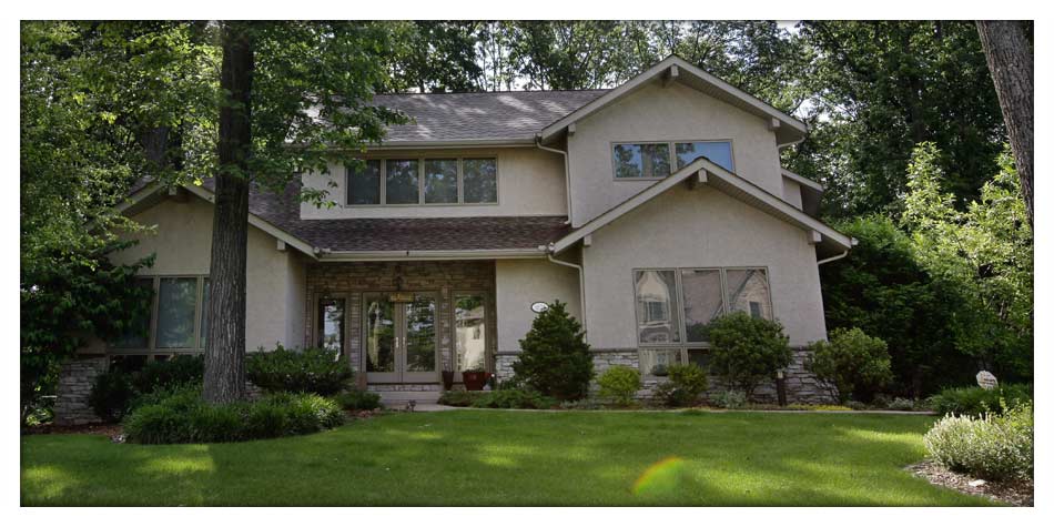 Roof lines and windows that live in harmony so you can be in harmony...in your Posocco Construction home.